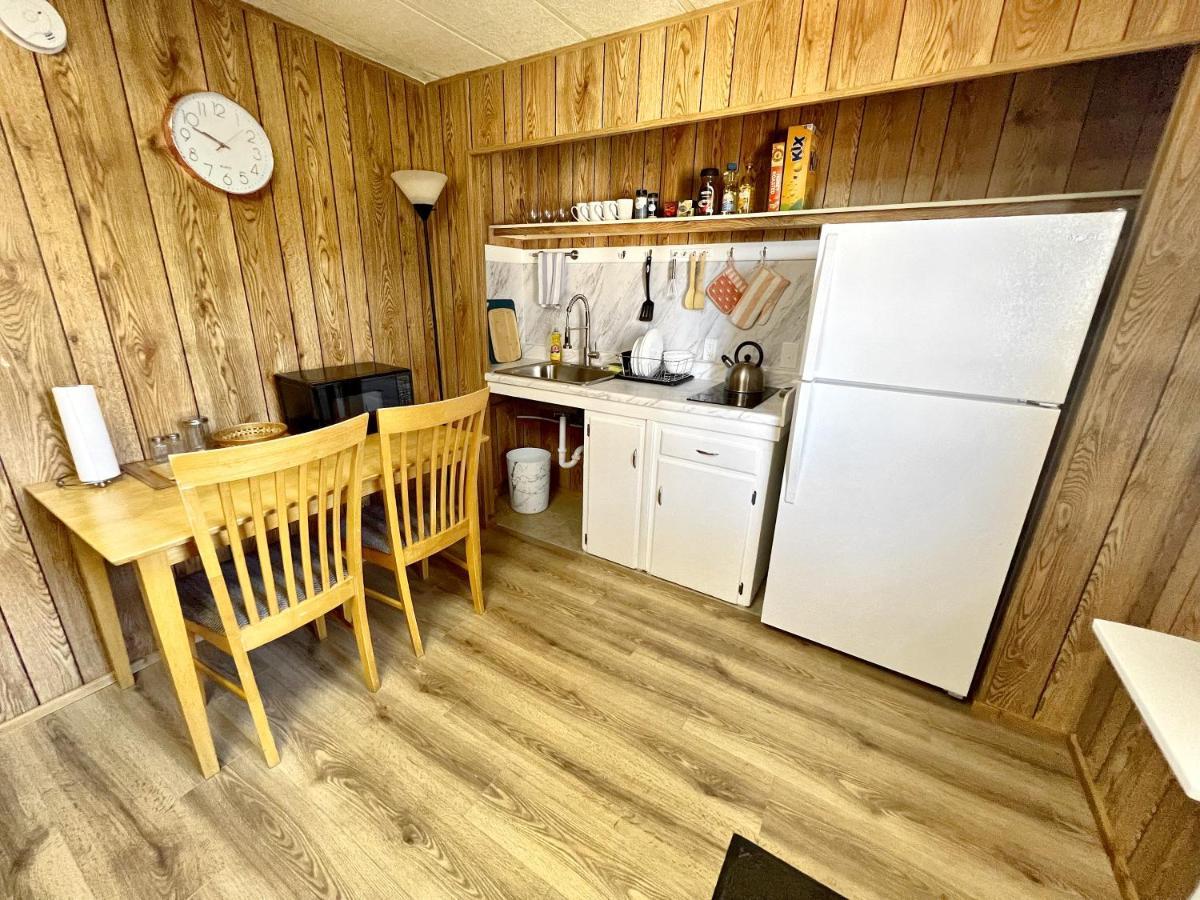 1 Bedroom Home Near Lassen Volcanic Park Paynes Creek Esterno foto