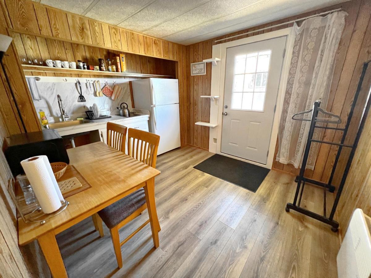 1 Bedroom Home Near Lassen Volcanic Park Paynes Creek Esterno foto