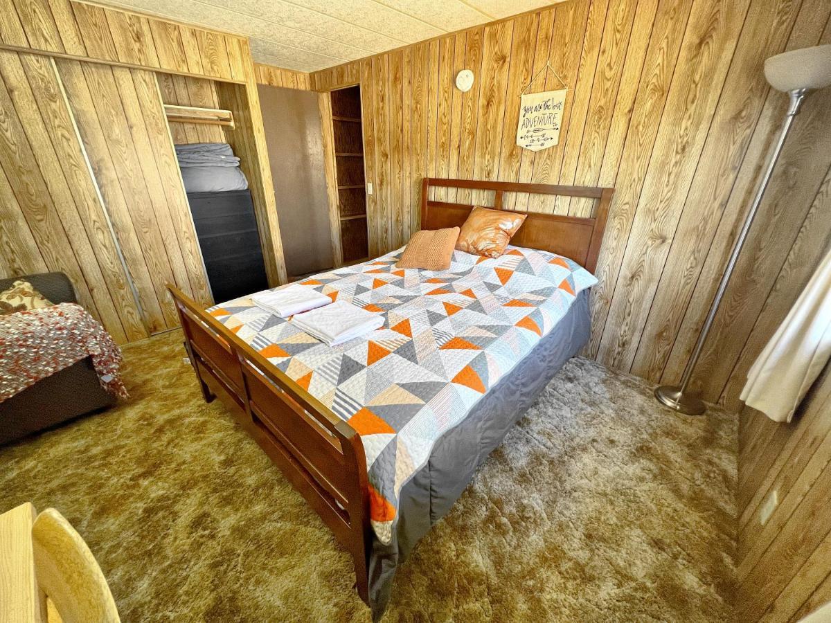 1 Bedroom Home Near Lassen Volcanic Park Paynes Creek Esterno foto